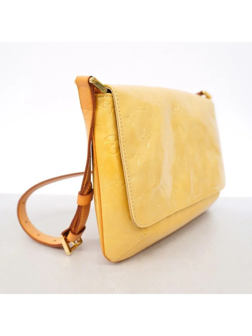 Louis Vuitton Shoulder Bag Vernis Thompson Street Beige